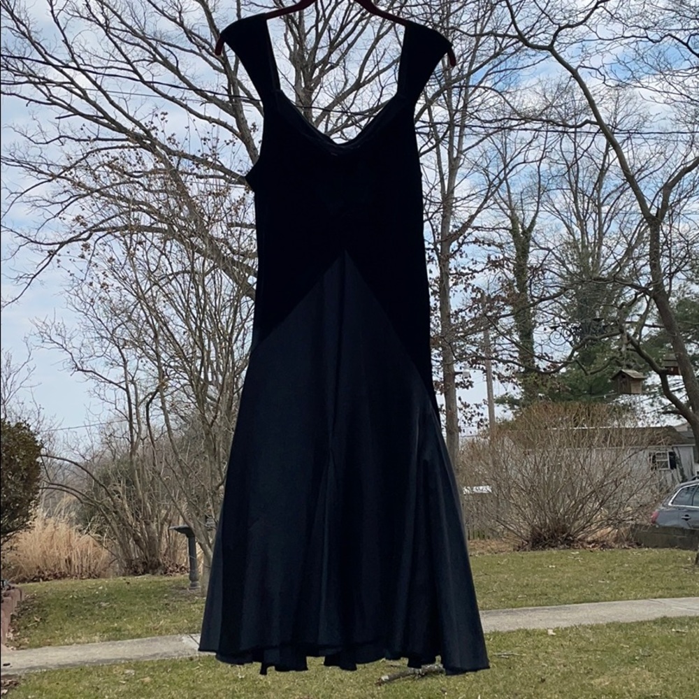 MAX STUDIO Gorgeous Little Black Dress